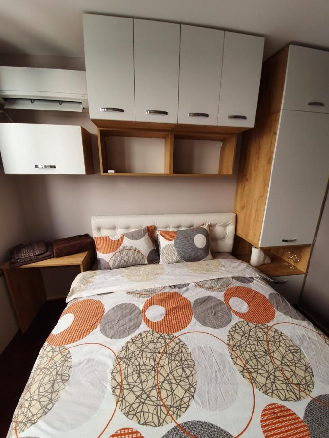 Sunny Apartment บลาโกเอฟกราด ภายนอก รูปภาพ