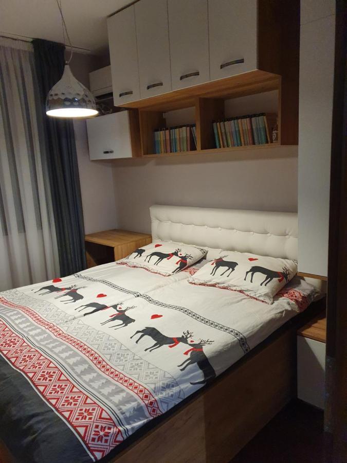 Sunny Apartment บลาโกเอฟกราด ภายนอก รูปภาพ
